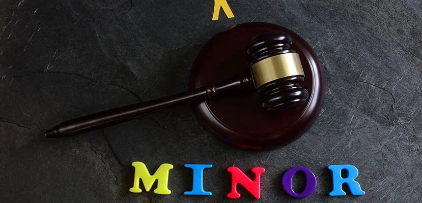 Fondos de menores en cuentas de tutela restringida