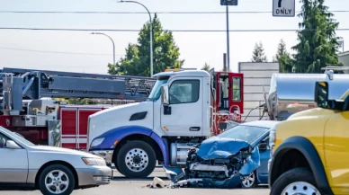What do I do After an 18-Wheeler Accident?