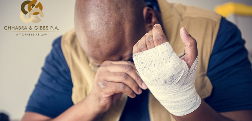 ¿Lejos de casa y lesionado en el trabajo?