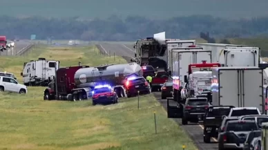 Massive 21 Car Pileup
