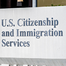 ¿Qué es el USCIS?
