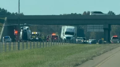 Auto atrapado bajo un camión de 18 ruedas: lo que deben saber las víctimas en Mississippi